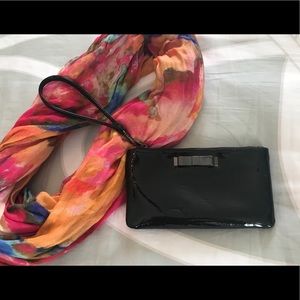 Express Wristlet
